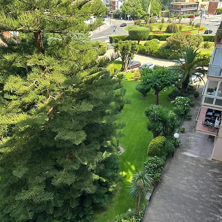 Creu St Pol G5 Terraza Y Vistas Junto A La Playa * ジローナ